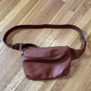 Universal Thread Hip Purse